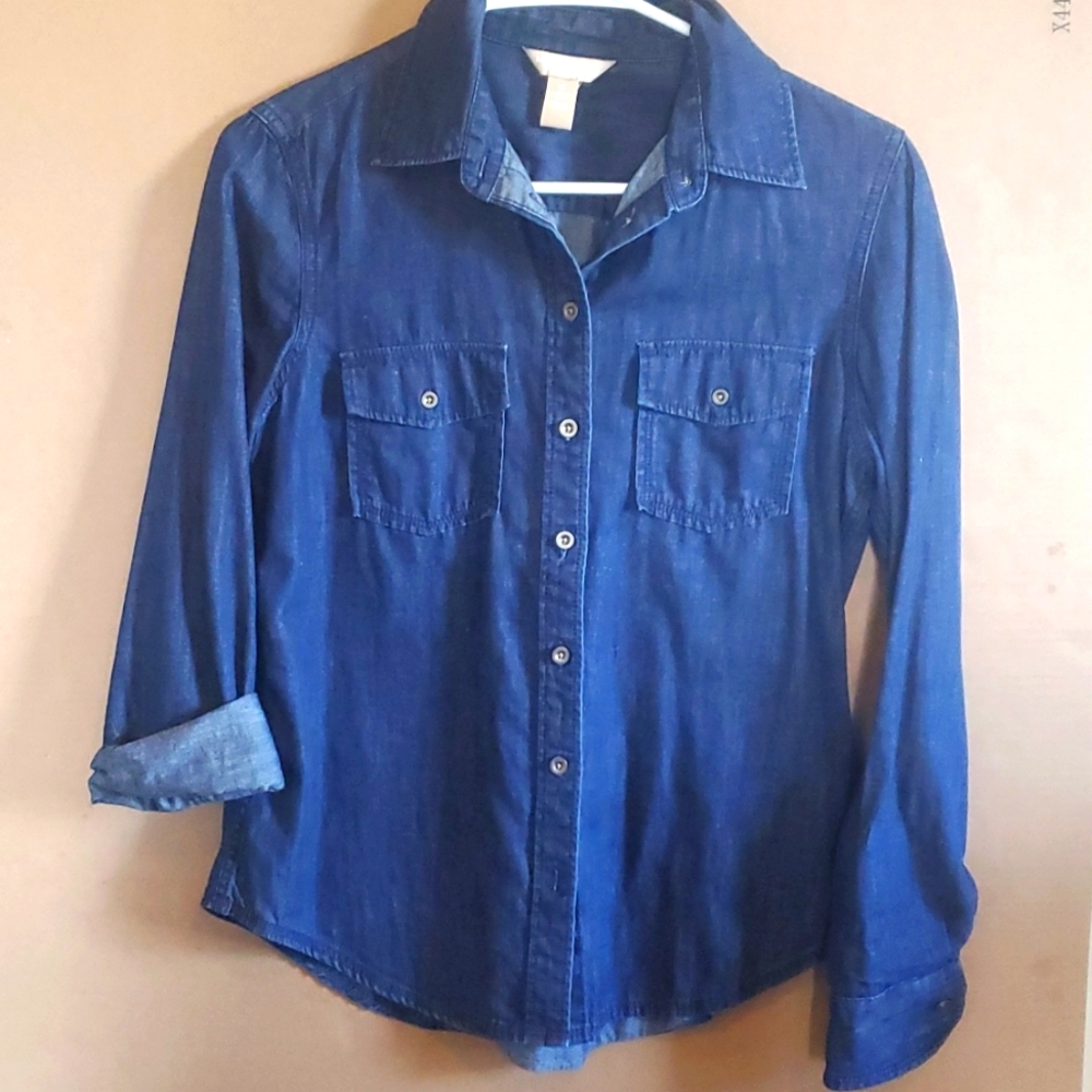 Banana Republic Soft Wash Denim L/S button Up